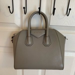 MINI ANTIGONA BAG IN BOX LEATHER